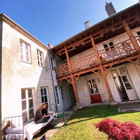 La Maison Des Ifs Paon 3* Mamers