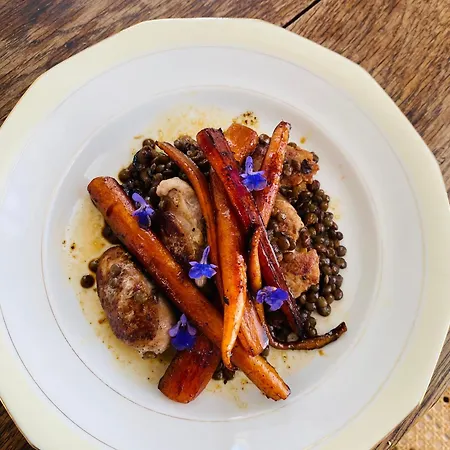 Gasthuis La Maison Des Ifs Paon 3*